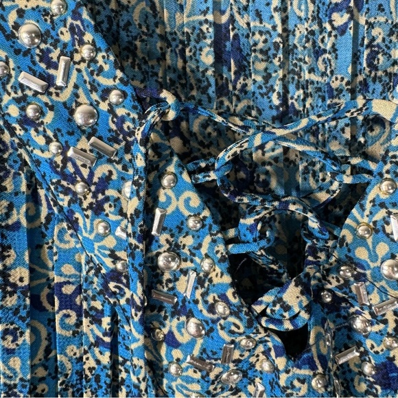 Catherines Blue Crinkle tunic top with silver studs 3X - Picture 4 of 12